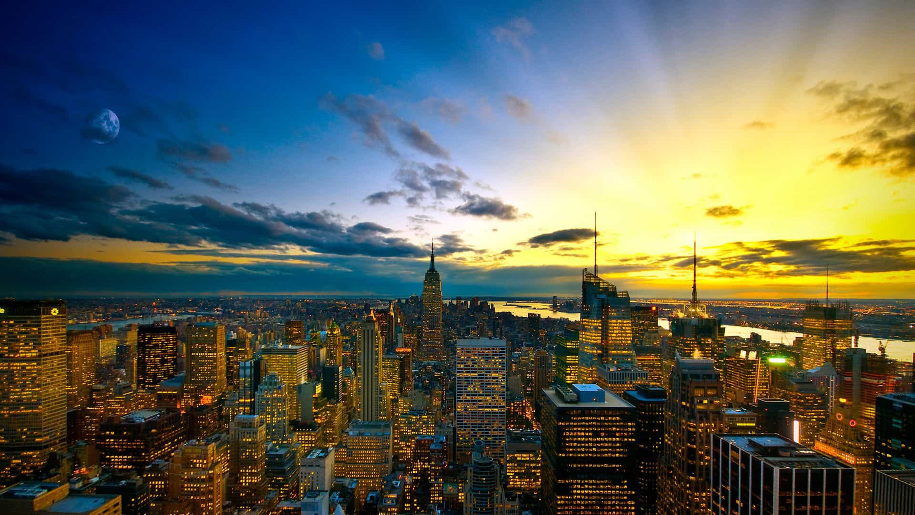 Dawn City Manhattan Canvas Art
